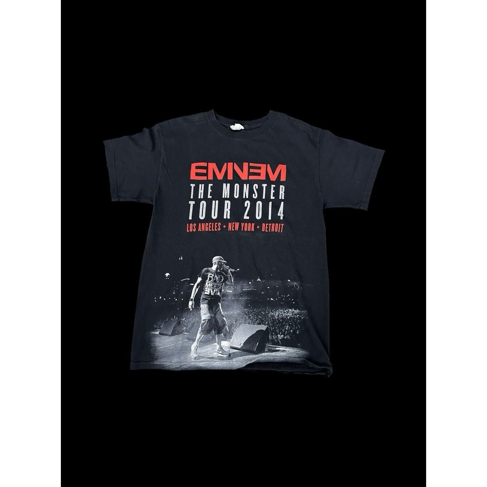 2014 Eminem The Monster Tour‎ Concert Shirt Sz Medium Rihanna Black Rare Graphic